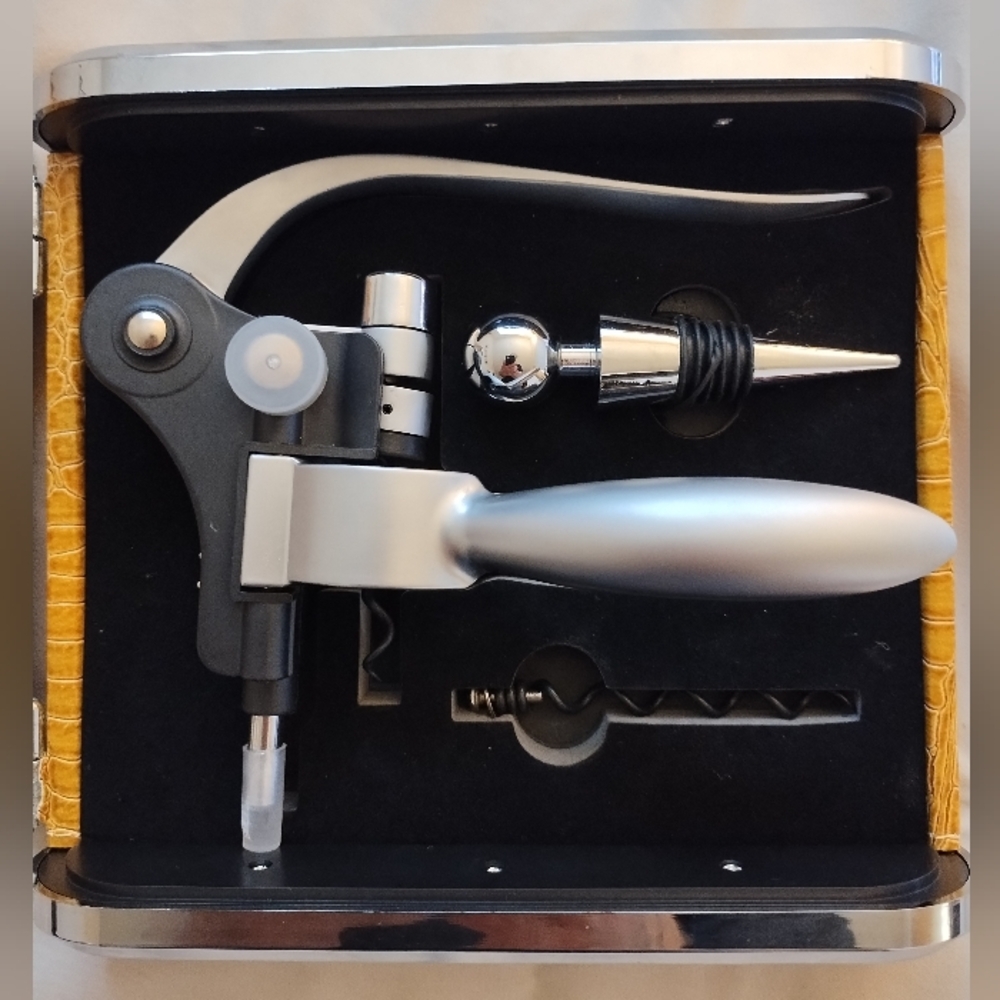 3 PC WINE Opener SET WITH FAUX CROCO CASE PREPOLOGY Yellow